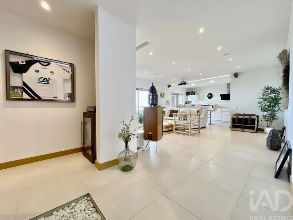 Apartamento T2 para Venda em Lagos (São Sebastião e Santa Maria) Foto 5