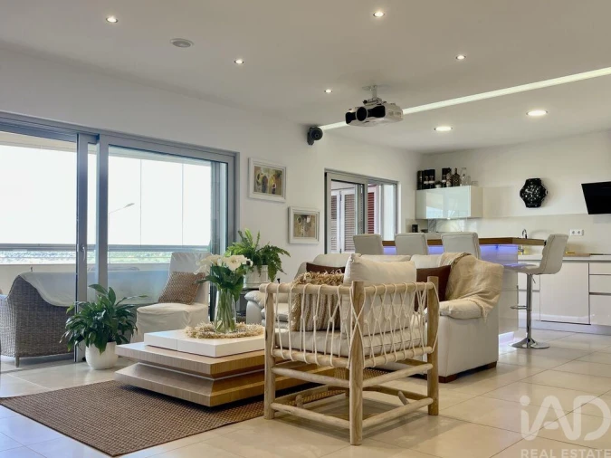 Apartamento T2 para Venda em Lagos (São Sebastião e Santa Maria) Foto 6