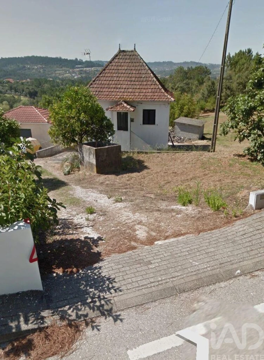 Moradia T2 para Venda em Santiago e São Simão de Litém e Albergaria dos Doze Foto 9