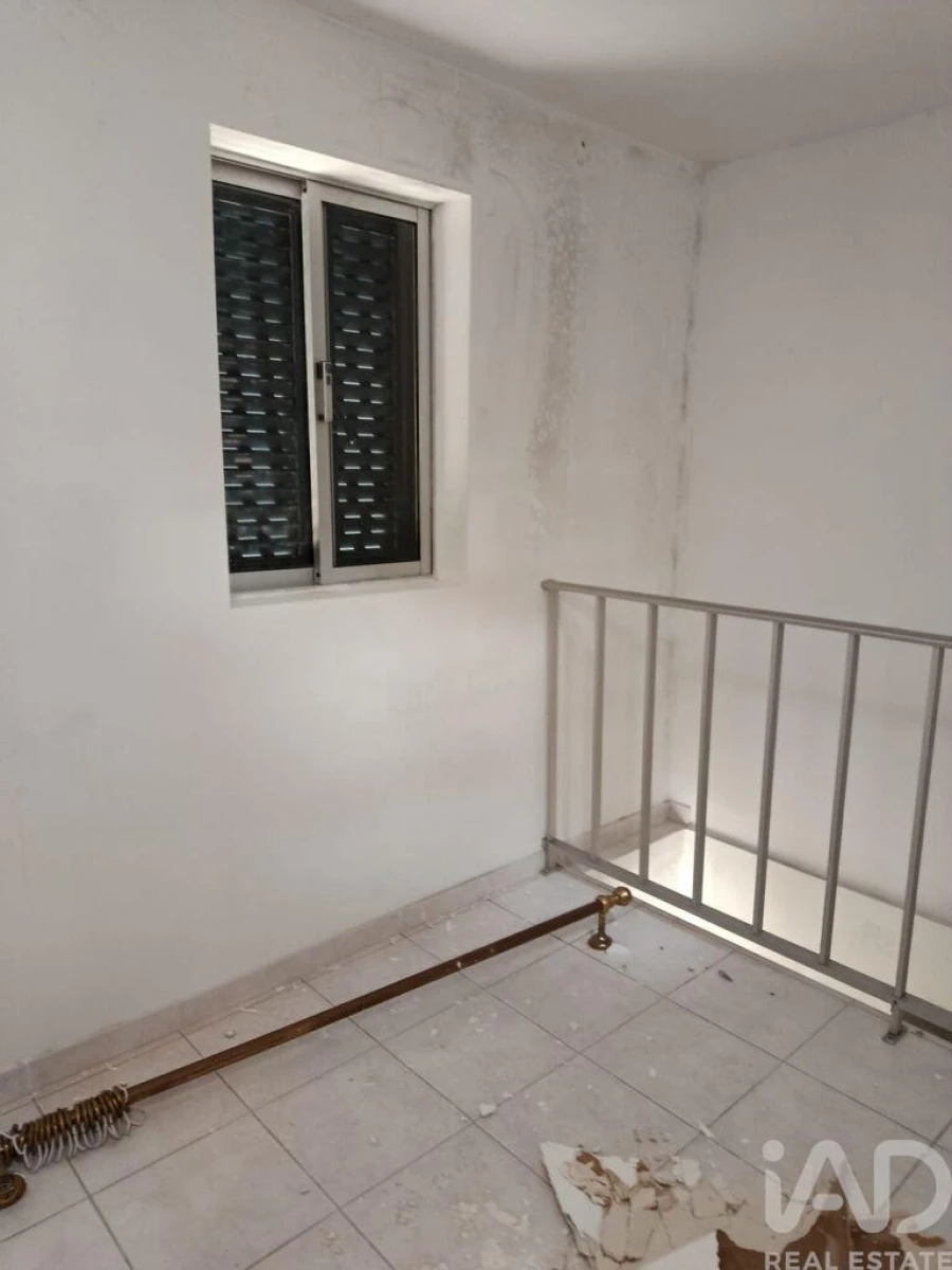 Moradia T2 para Venda em Santiago e São Simão de Litém e Albergaria dos Doze Foto 13