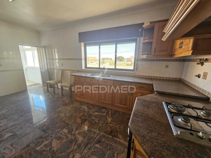 Apartamento T4 para Venda em Gaio-Rosário e Sarilhos Pequenos Foto 17