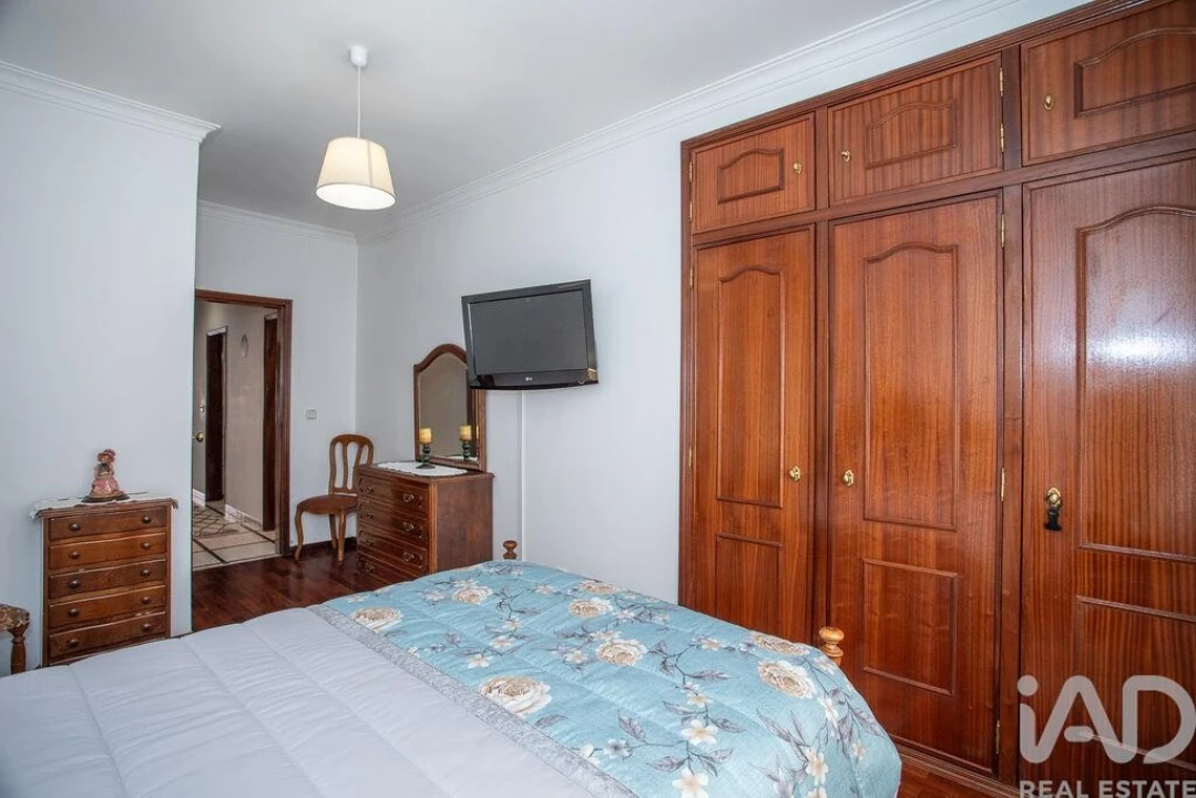 Apartamento T2 para Venda em Algueirão-Mem Martins Foto 27