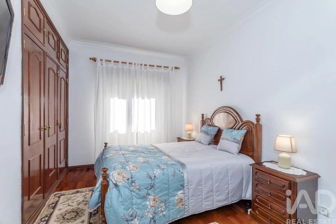 Apartamento T2 para Venda em Algueirão-Mem Martins Foto 24