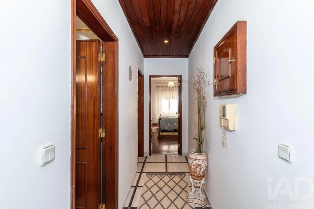 Apartamento T2 para Venda em Algueirão-Mem Martins Foto 14