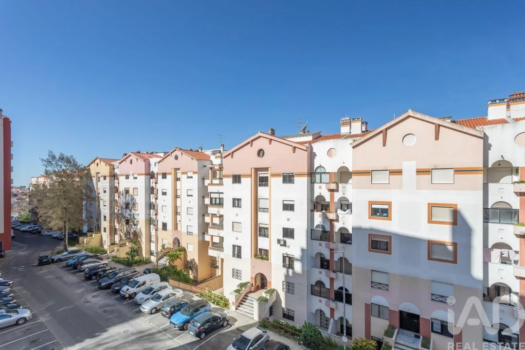 Apartamento T2 para Venda em Algueirão-Mem Martins Foto 26