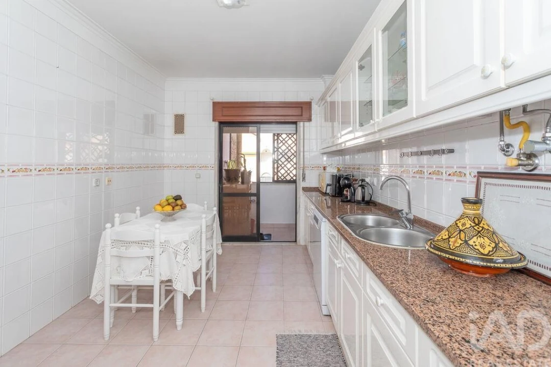 Apartamento T2 para Venda em Algueirão-Mem Martins Foto 10