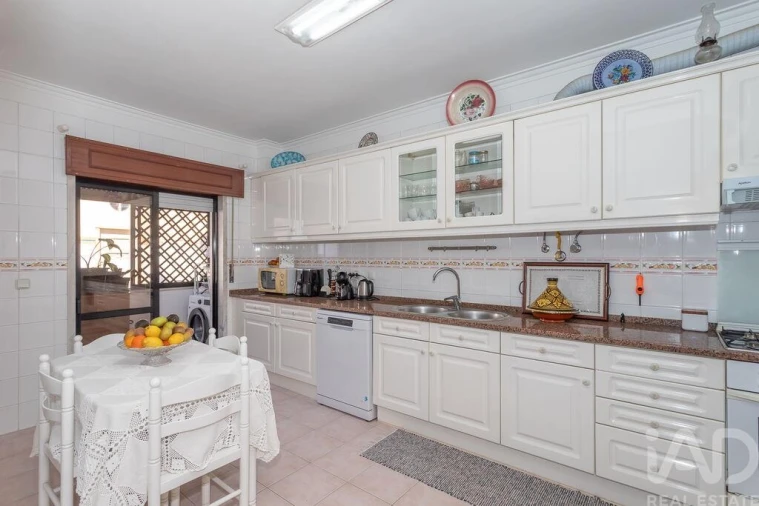 Apartamento T2 para Venda em Algueirão-Mem Martins Foto 9