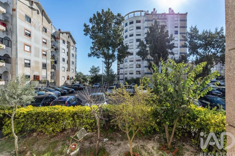 Apartamento T2 para Venda em Algueirão-Mem Martins Foto 20