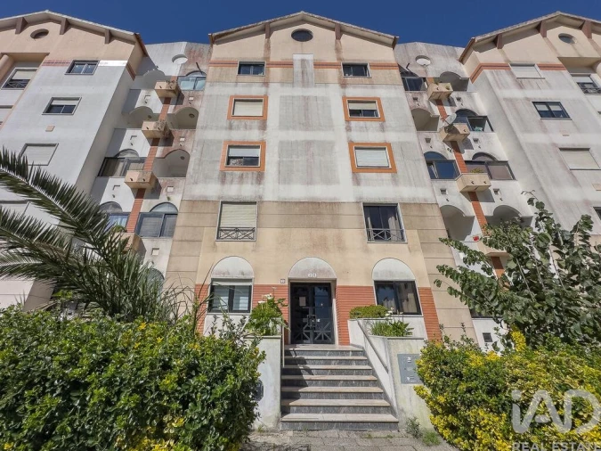 Apartamento T2 para Venda em Algueirão-Mem Martins Foto 29