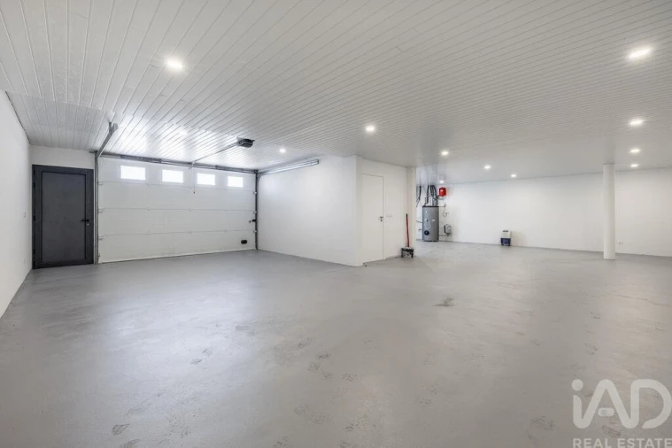 Moradia T4 para Venda em Batalha Foto 30