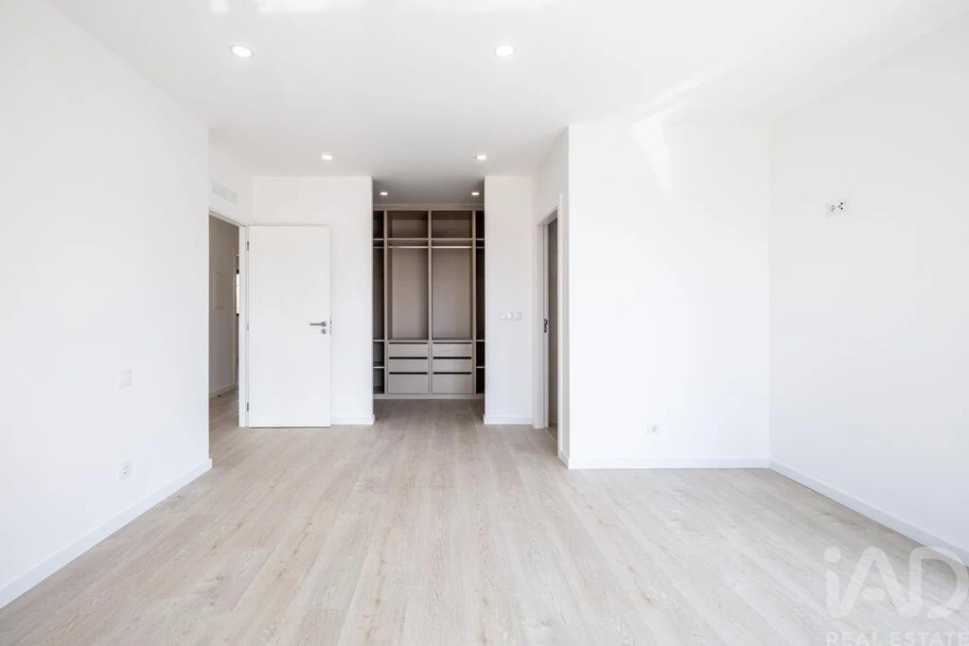 Moradia T4 para Venda em Batalha Foto 20