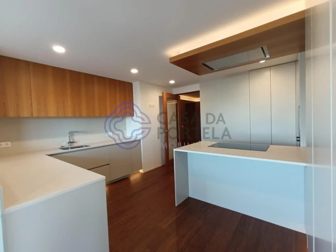 Apartamento T5 para Venda em Bougado (São Martinho e Santiago) Foto 6