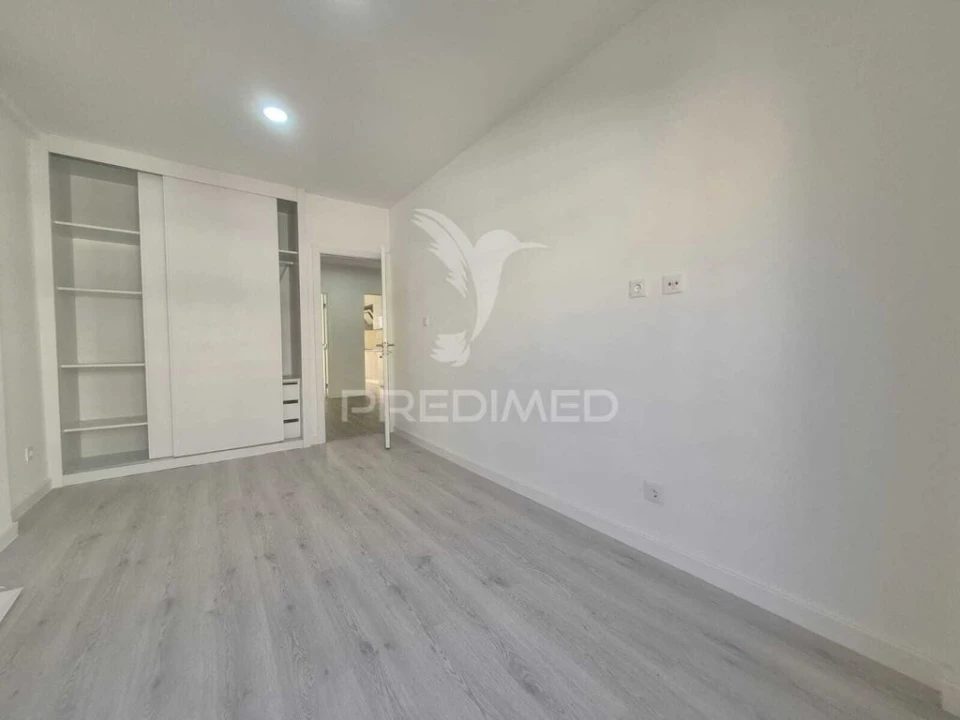 Apartamento T3 para Venda em Costa da Caparica Foto 15