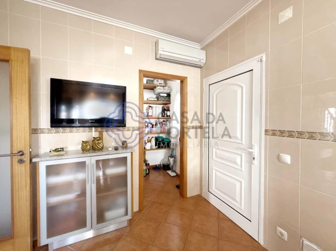 Moradia T3 para Venda em Fajões Foto 9