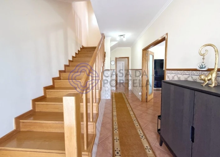 Moradia T3 para Venda em Fajões Foto 11