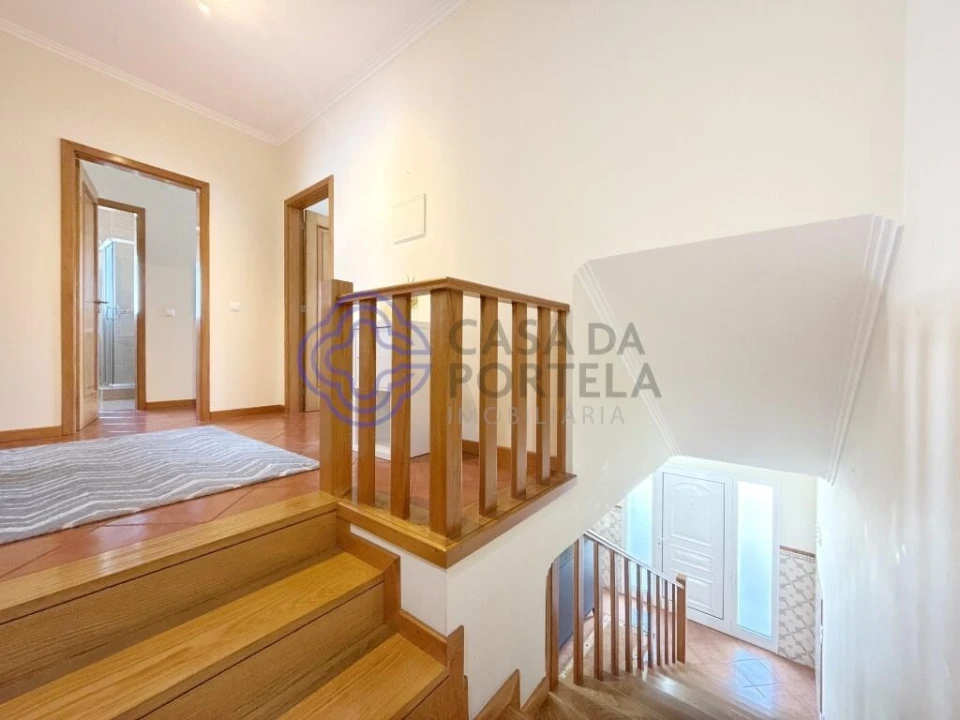 Moradia T3 para Venda em Fajões Foto 12