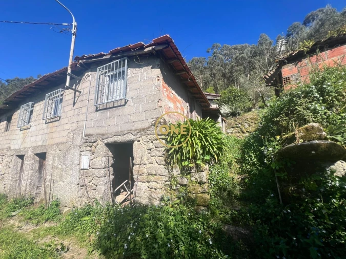 Moradia T2 para Venda em Ribeira Foto 2