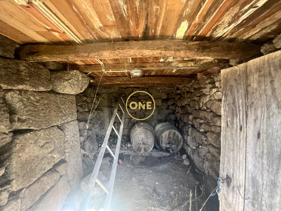 Moradia T2 para Venda em Ribeira Foto 7