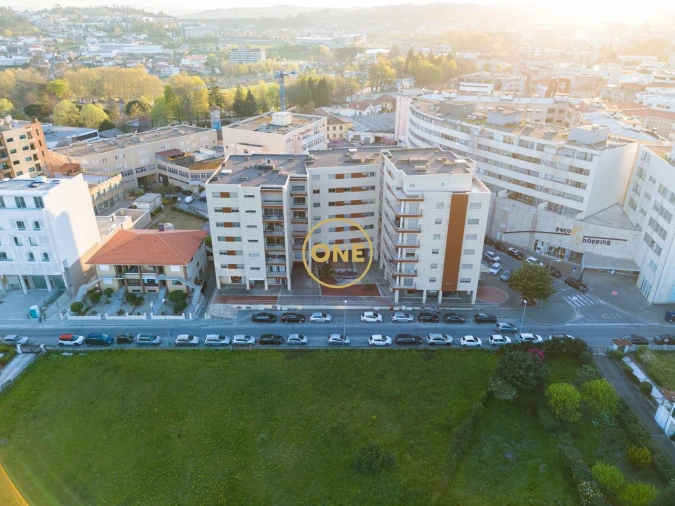 Loja para Venda em Paços de Ferreira Foto 1