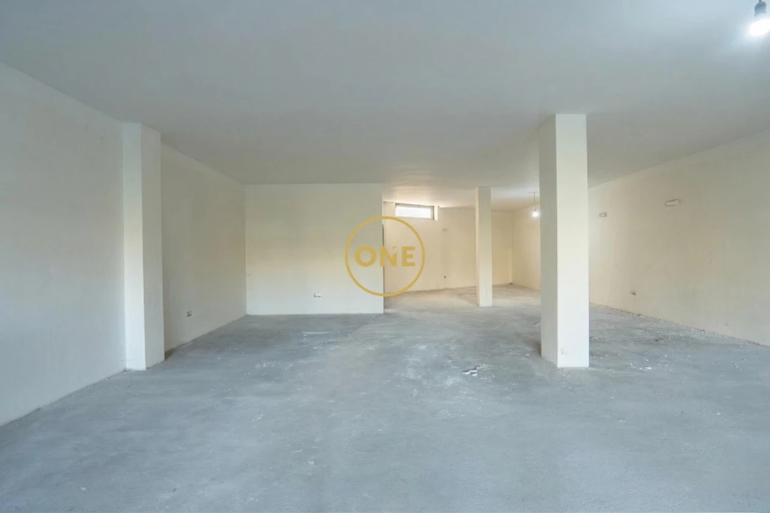 Loja para Venda em Paços de Ferreira Foto 11