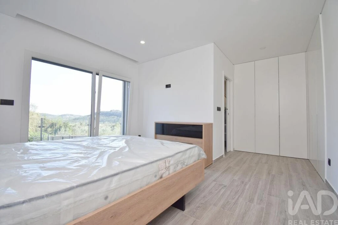 Moradia T3 para Venda em São Miguel, Santa Eufémia e Rabaçal Foto 26