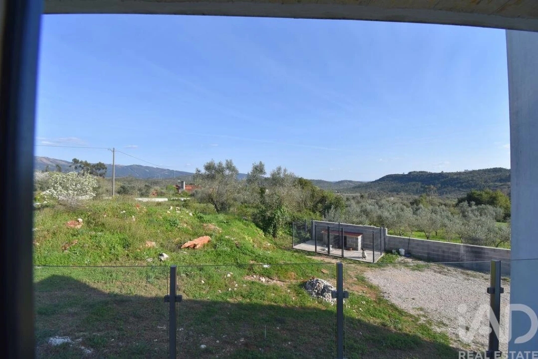 Moradia T3 para Venda em São Miguel, Santa Eufémia e Rabaçal Foto 28