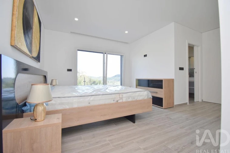 Moradia T3 para Venda em São Miguel, Santa Eufémia e Rabaçal Foto 25