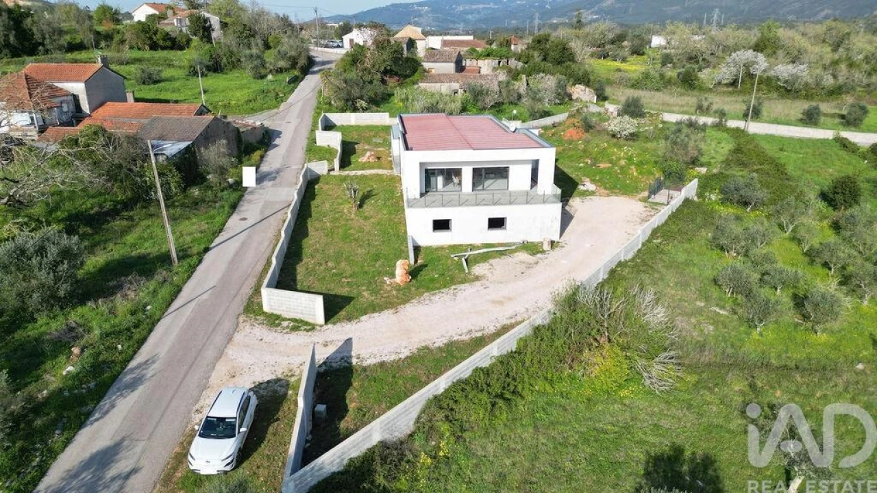 Moradia T3 para Venda em São Miguel, Santa Eufémia e Rabaçal Foto 37