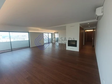 Apartamento T4 para Venda em Bougado (São Martinho e Santiago)