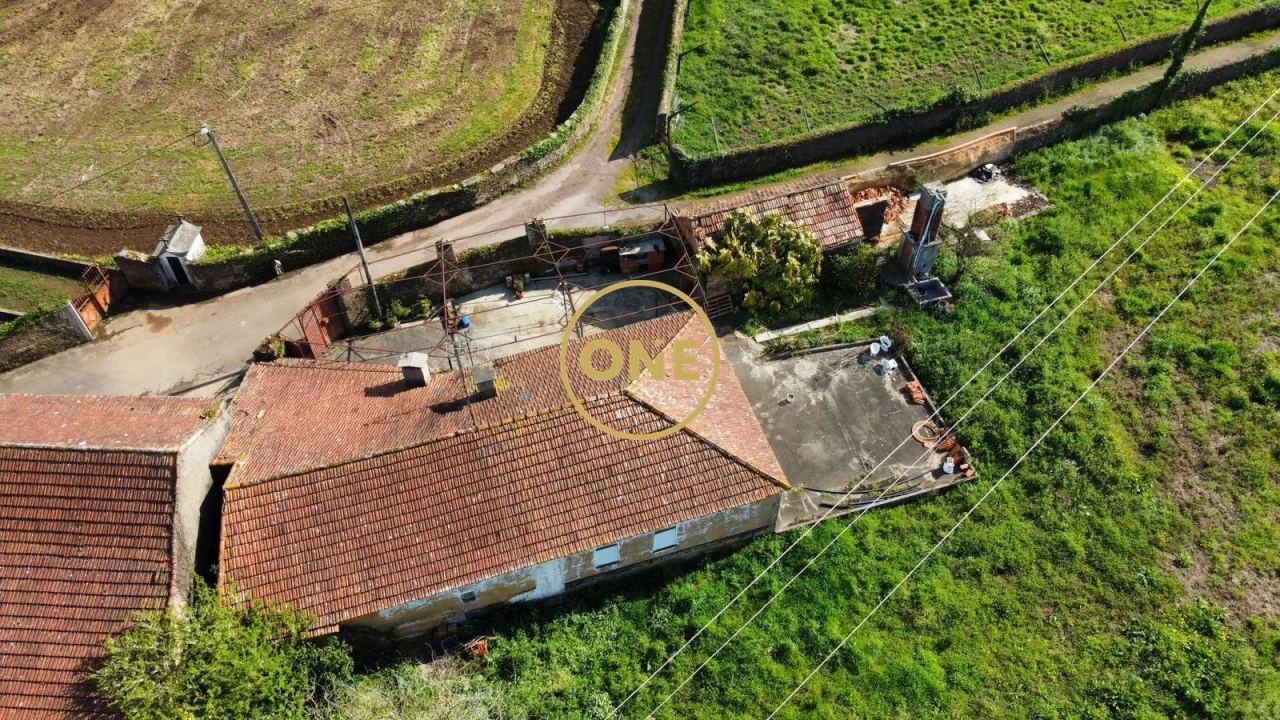 Moradia T3 para Venda em Loureiro Foto 1