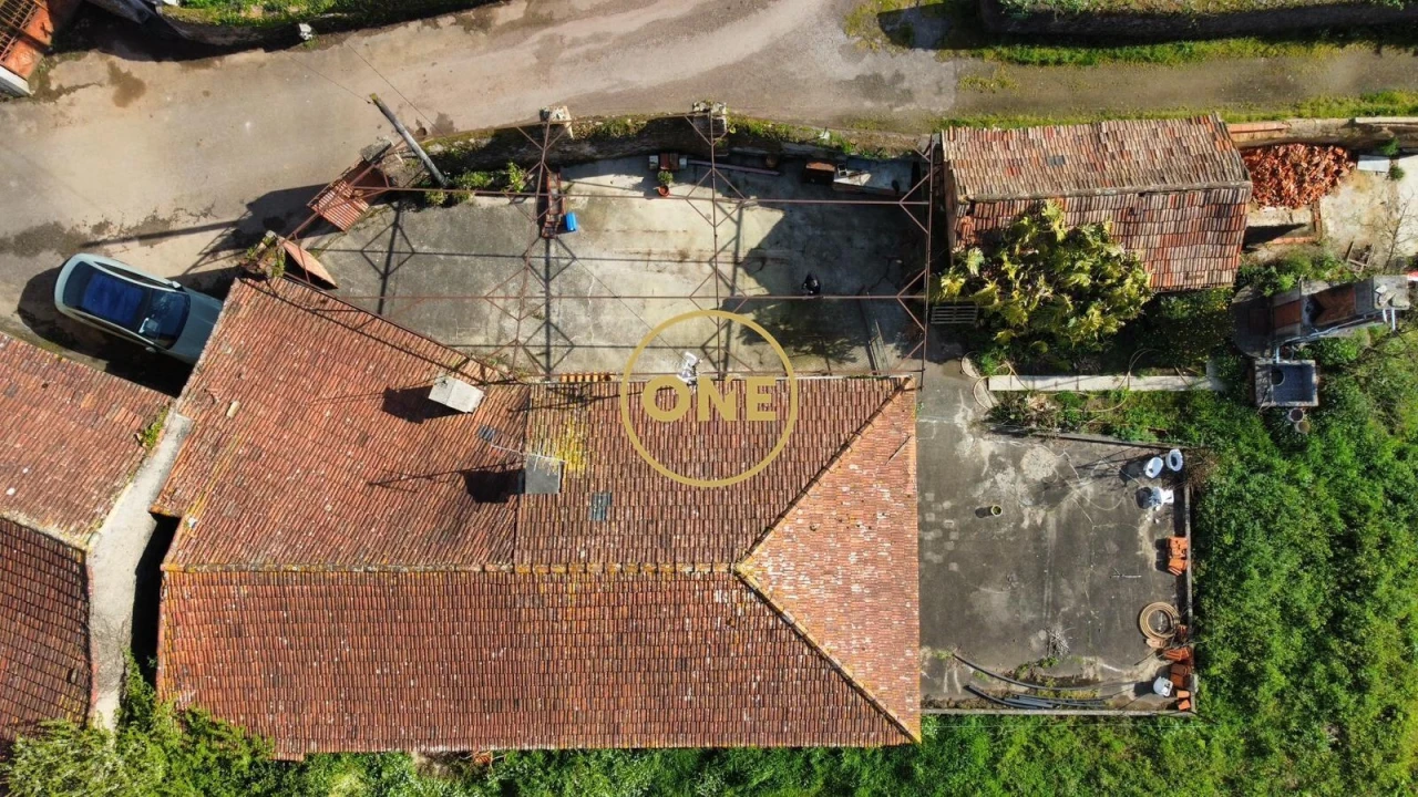 Moradia T3 para Venda em Loureiro Foto 6