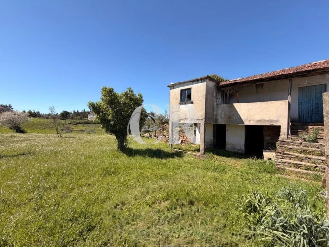 Moradia T2 para Venda em Graça Foto 5