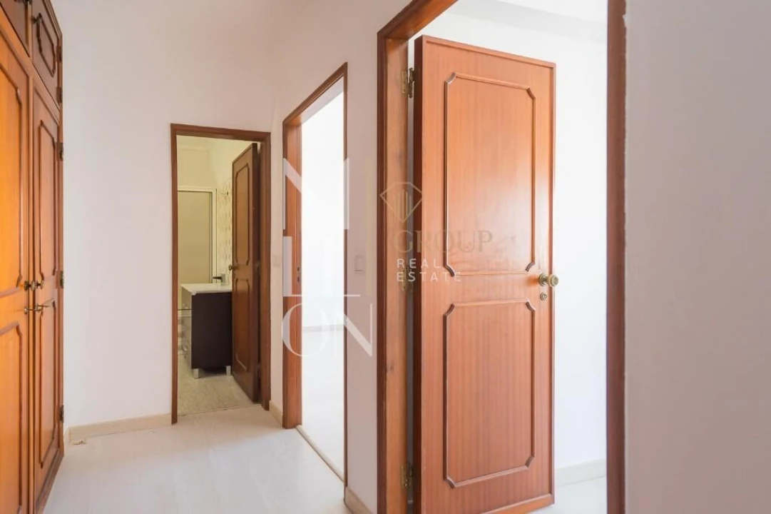 Apartamento T2 para Venda em Massamá e Monte Abraão Foto 35