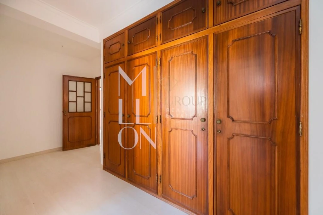 Apartamento T2 para Venda em Massamá e Monte Abraão Foto 15