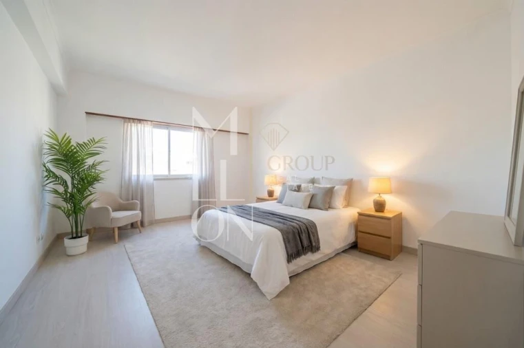 Apartamento T2 para Venda em Massamá e Monte Abraão Foto 24