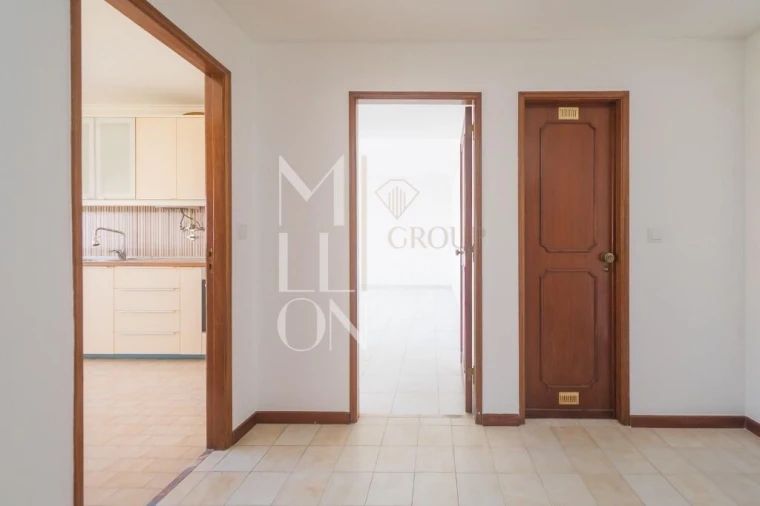 Apartamento T2 para Venda em Massamá e Monte Abraão Foto 7