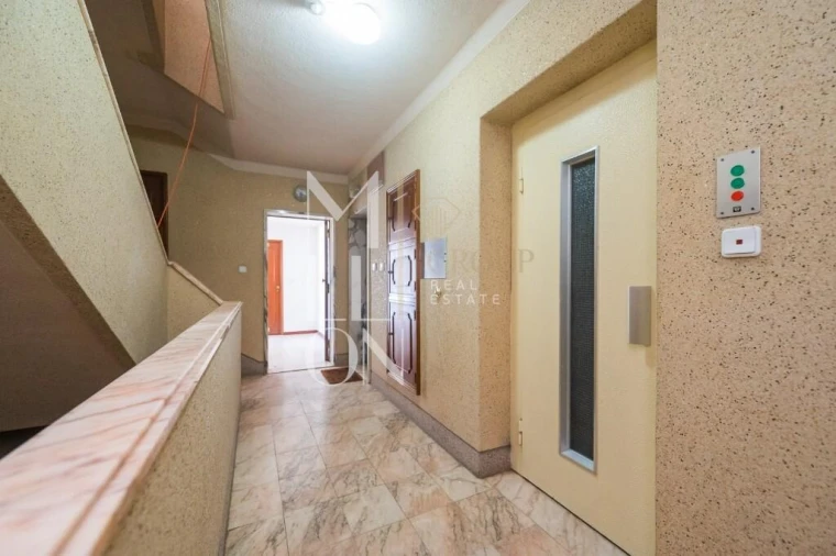 Apartamento T2 para Venda em Massamá e Monte Abraão Foto 37