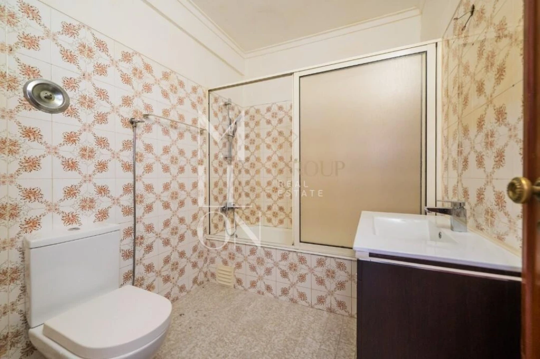 Apartamento T2 para Venda em Massamá e Monte Abraão Foto 27