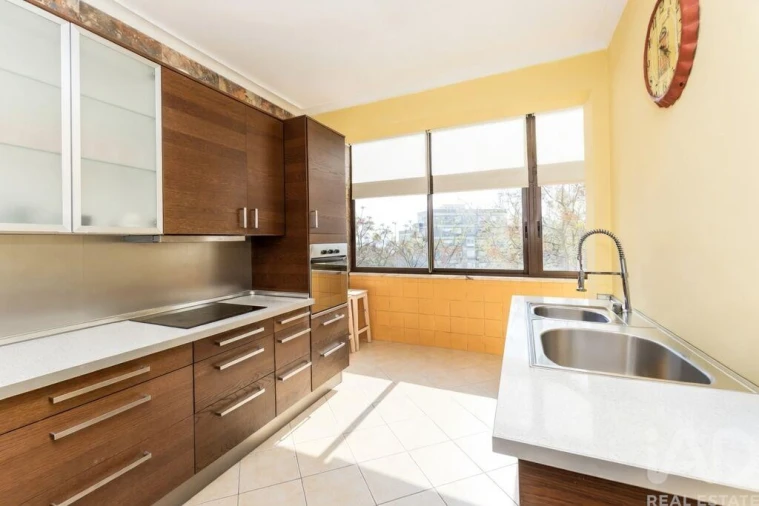 Apartamento T3 para Venda em Setubal (São Sebastião) Foto 3