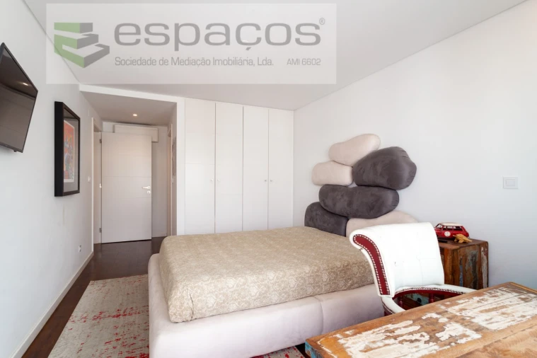 Apartamento T4 para Venda em Santa Iria de Azoia, São João da Talha e Bobadela Foto 40