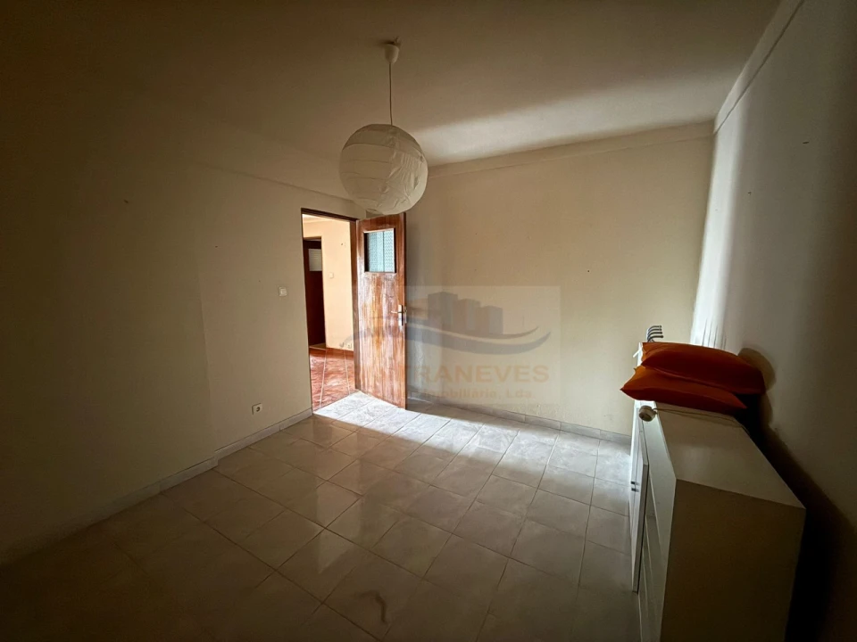 Apartamento T1 para Venda em Mina de Água Foto 10