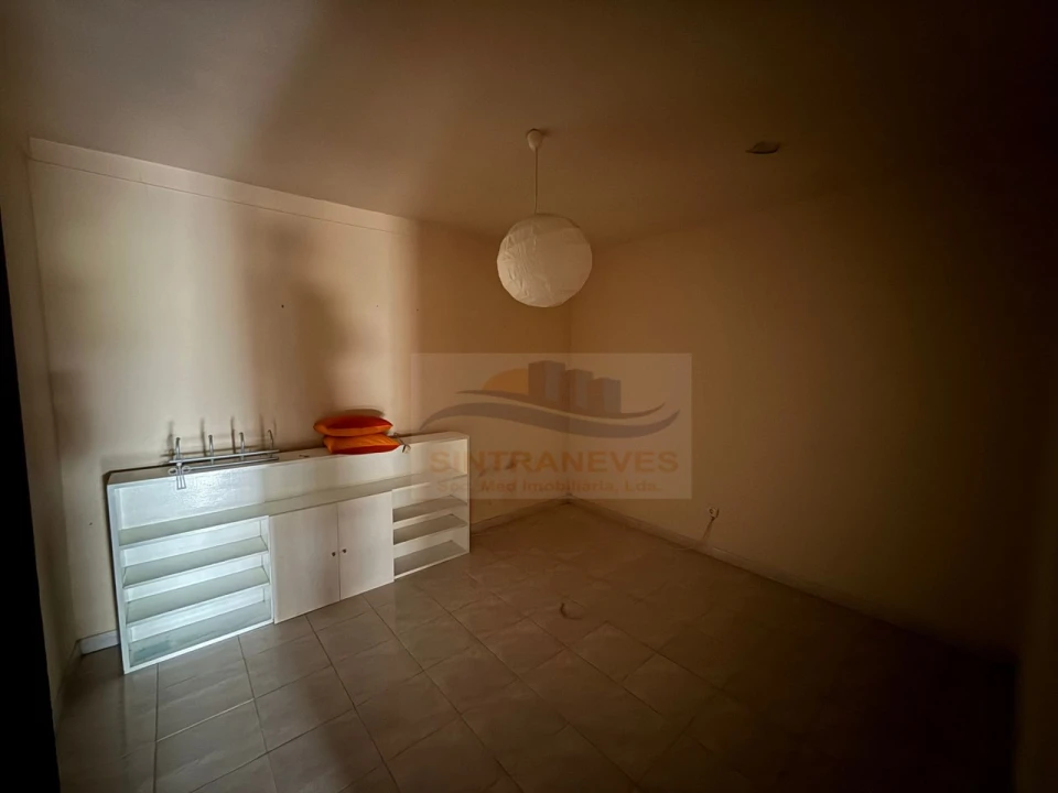 Apartamento T1 para Venda em Mina de Água Foto 11