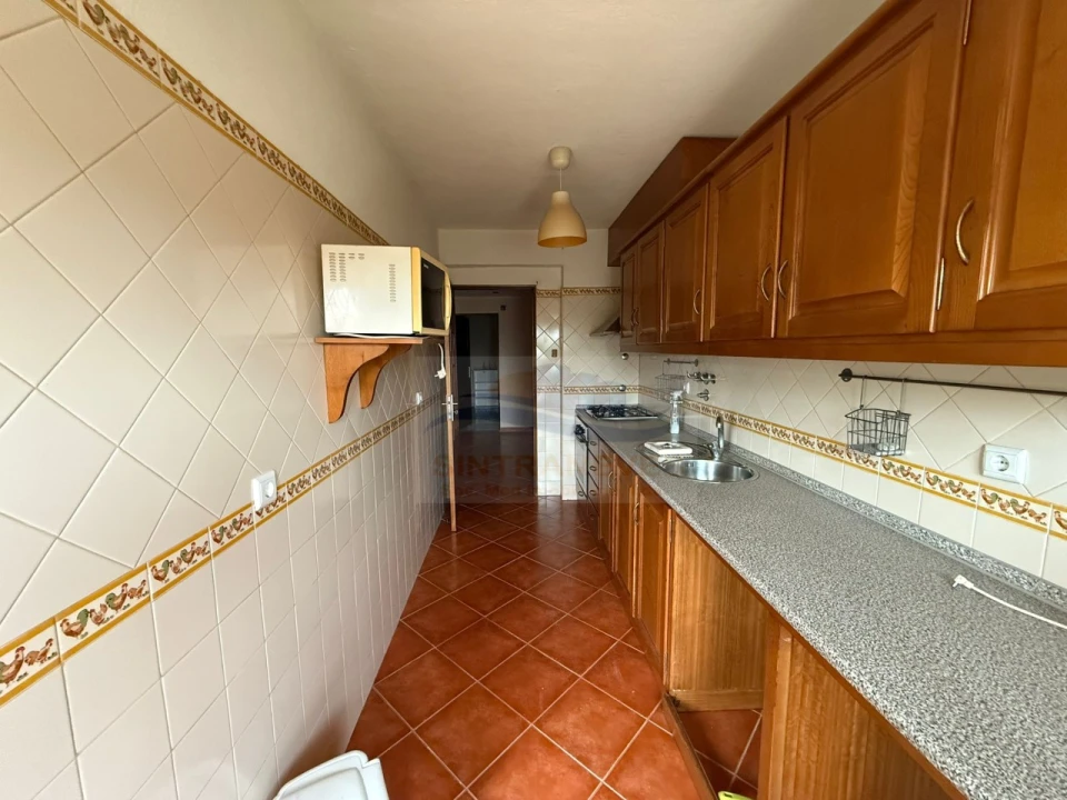 Apartamento T1 para Venda em Mina de Água Foto 1
