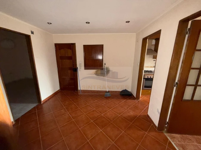 Apartamento T1 para Venda em Mina de Água Foto 2