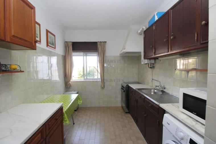 Apartamento T2 para Venda em Budens Foto 8