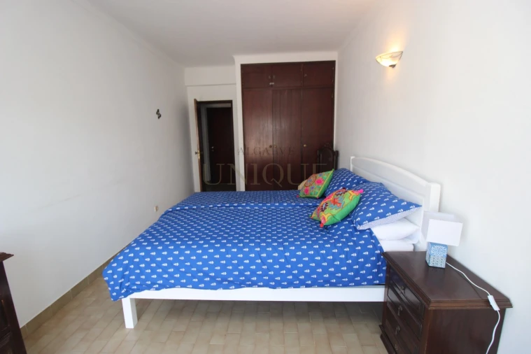 Apartamento T2 para Venda em Budens Foto 7