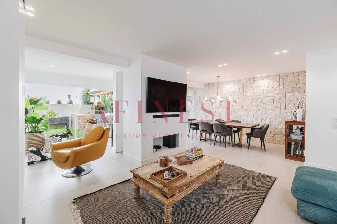 Moradia T4 para Venda em Alcabideche Foto 24