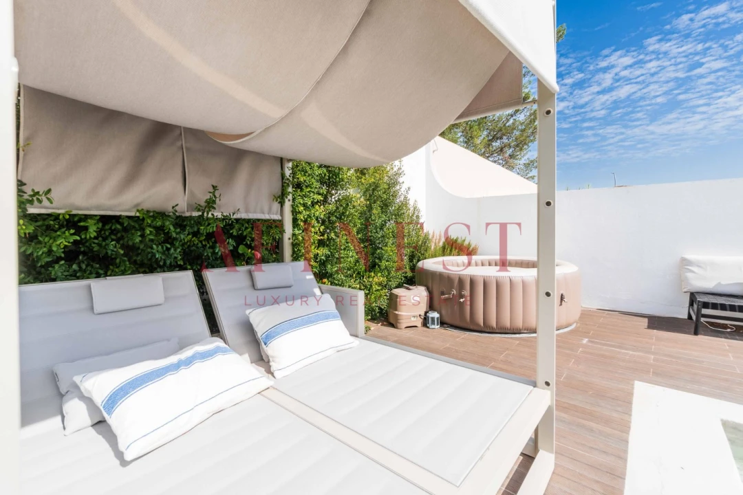 Moradia T4 para Venda em Alcabideche Foto 79