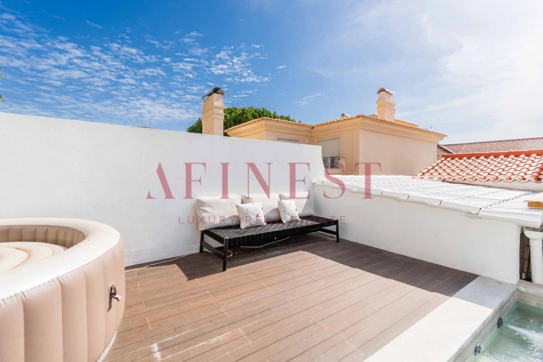 Moradia T4 para Venda em Alcabideche Foto 80