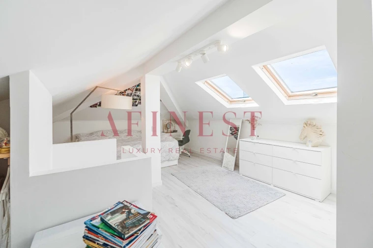 Moradia T4 para Venda em Alcabideche Foto 59